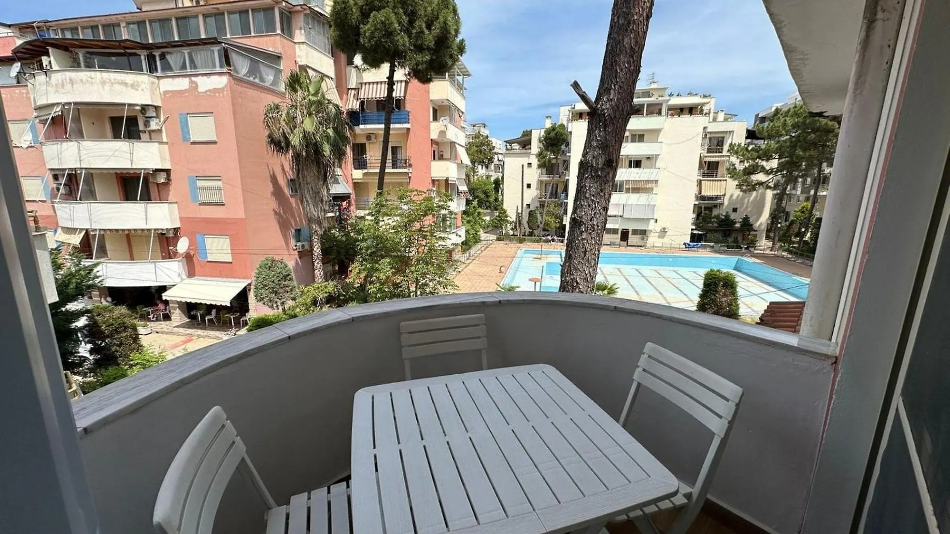 Albania Dream Holidays Apartment ゴーレム